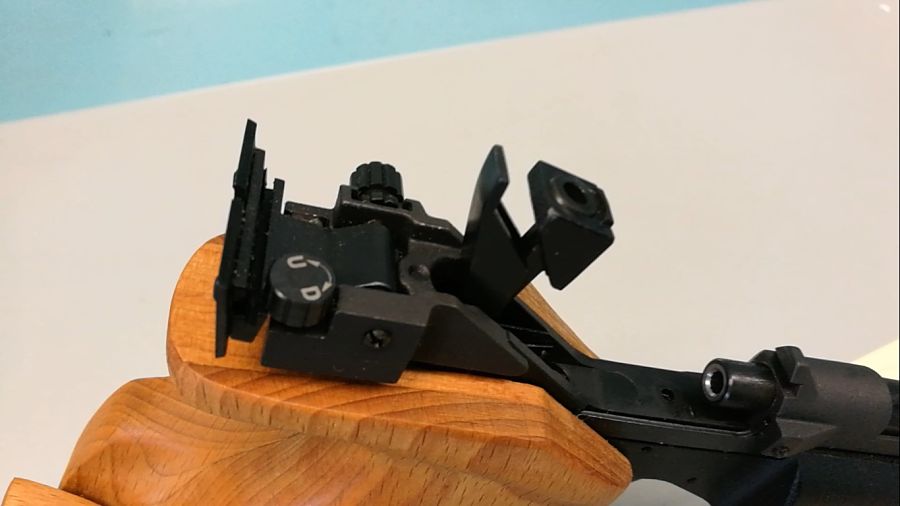 Baikal MP-46M Detalle del cerrojo